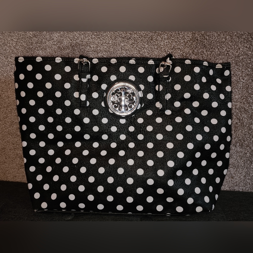 Preowned‎ Unbranded black and white polka dot tote